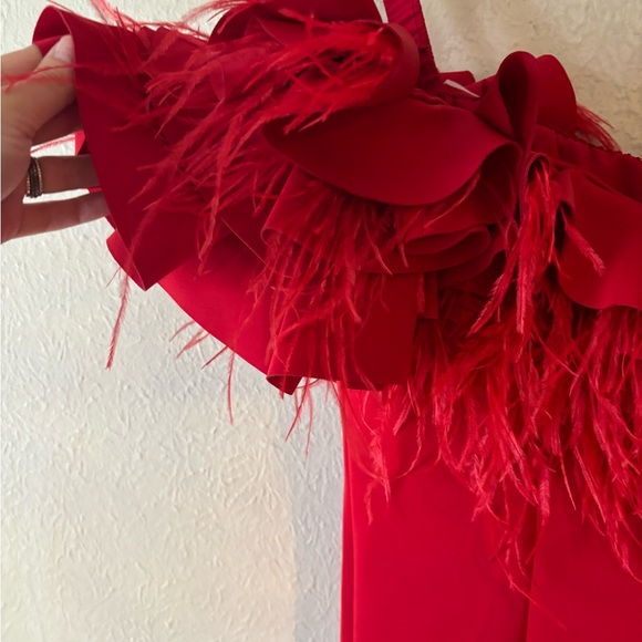 Badgley‎ Mishka Red Off-Shoulder Dress - Picture 8 of 9